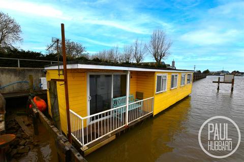 Marine property for sale, North River Road, Great Yarmouth