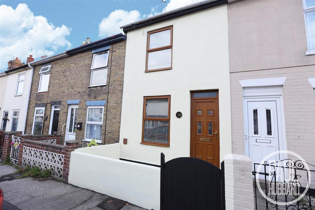 Southwell Road, Kirkley, Suffolk, NR33 3 bed terraced house for sale