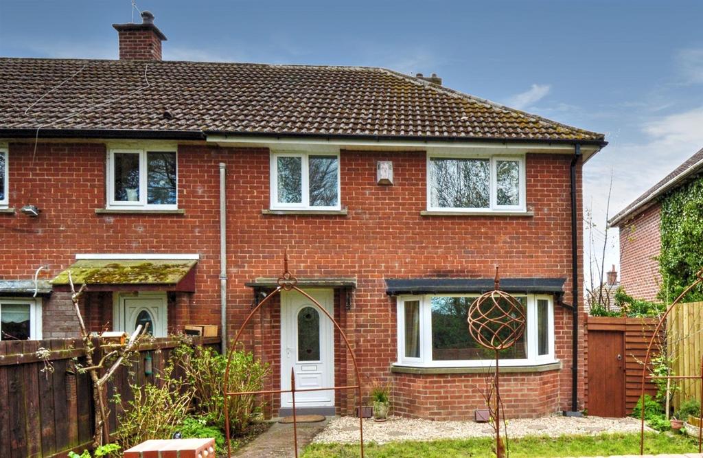Castle Close, Morpeth 3 bed semidetached house for sale £175,000