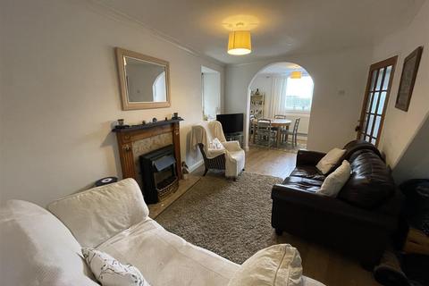 11 Gors Road, Burry Port, SA16 0EL