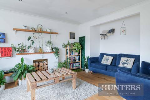 Flat 17, Yardley Court Hemingford Road, Cheam, Sutton, SM3 8HL