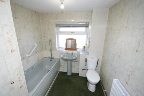 6 Ash Grove, Brighouse, HD6 1RB