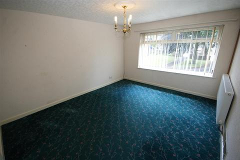 6 Ash Grove, Brighouse, HD6 1RB