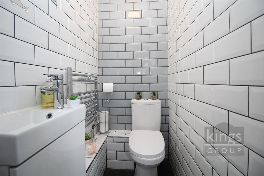 Downstairs Toilet.jpg