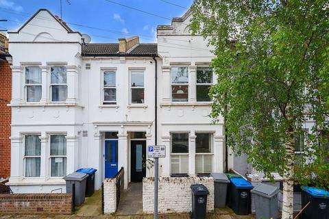 2 bedroom property to rent, Charteris Road, London, NW6