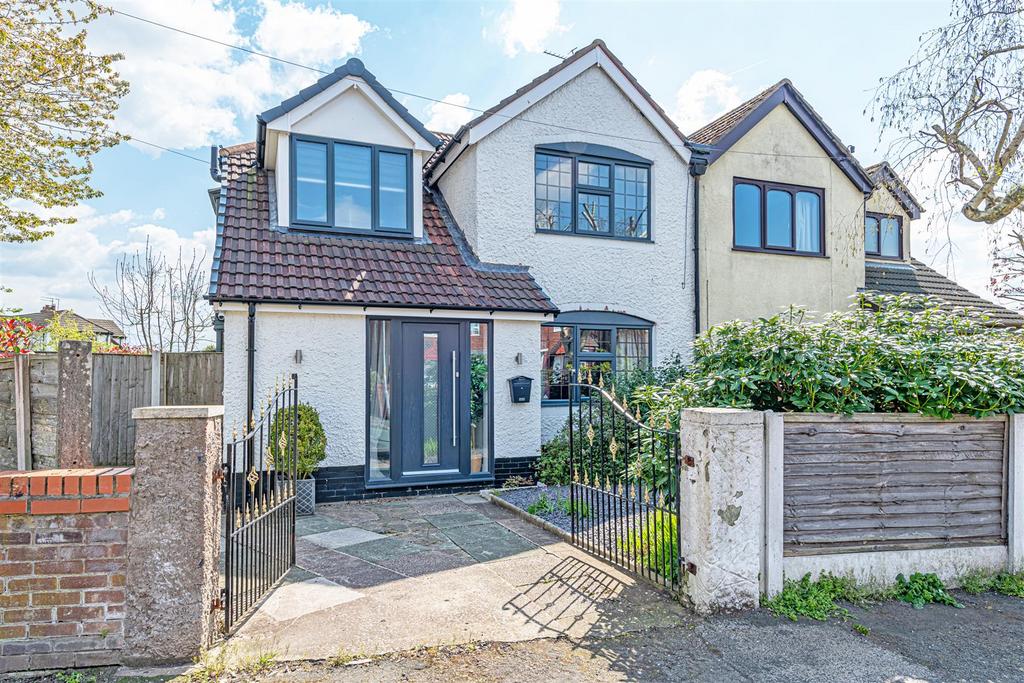 Capesthorne Road, Warrington 3 bed semidetached house £250,000