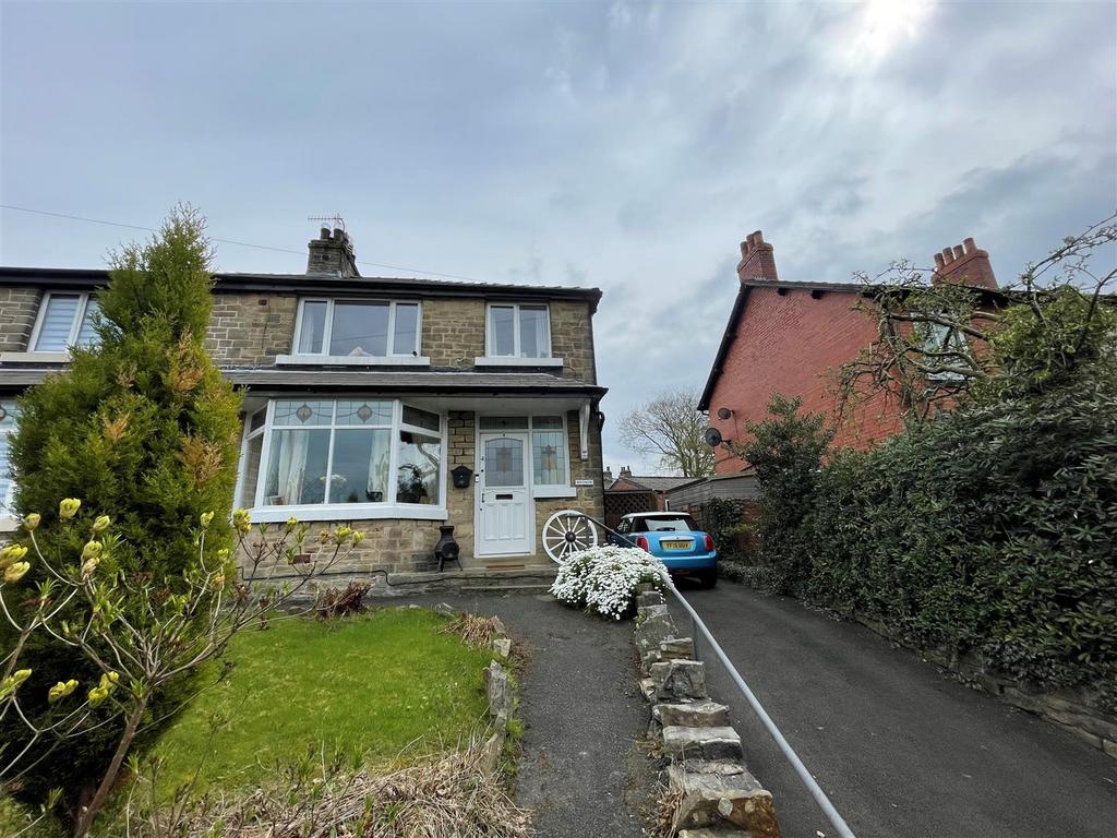 Low Leighton Road, New Mills, High Peak 3 bed semidetached house £335,000