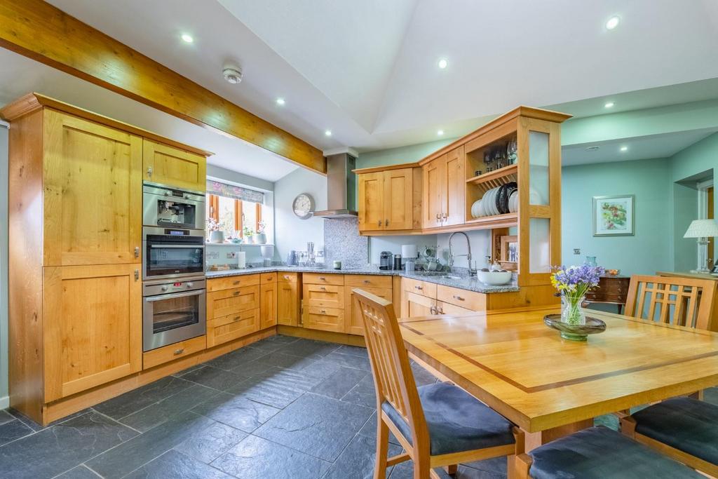 Birdingbury Road, Bourton on Dunsmore, Rugby 3 bed barn conversion for