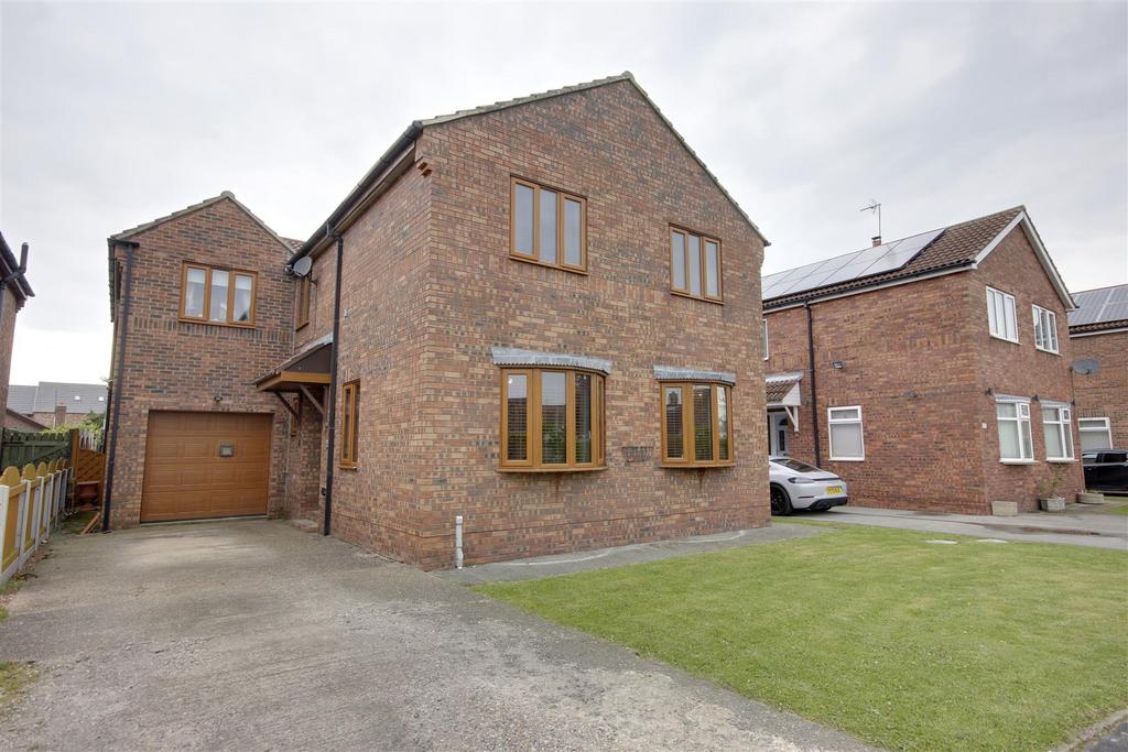 Bellasize Park, Gilberdyke, Brough 5 bed detached house for sale £389,950