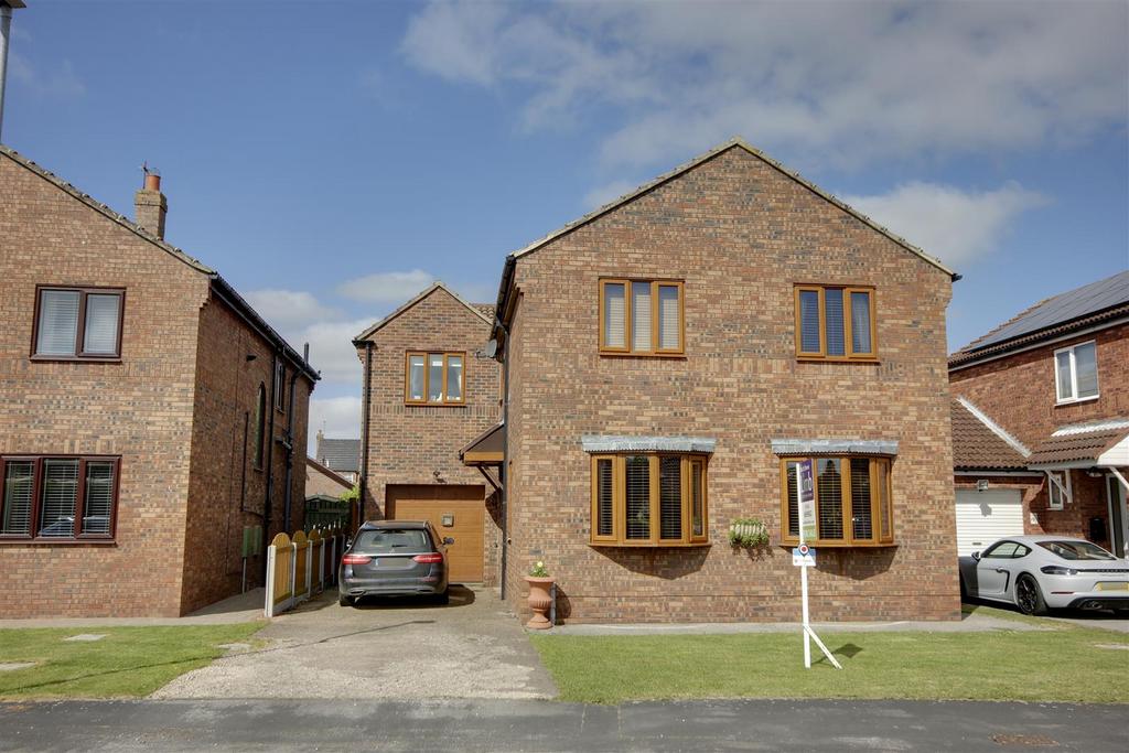 Bellasize Park, Gilberdyke 5 bed detached house for sale £389,950