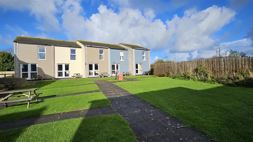 Perran View, Higher Trevellas, St. Agnes 2 bed house for sale £96,000