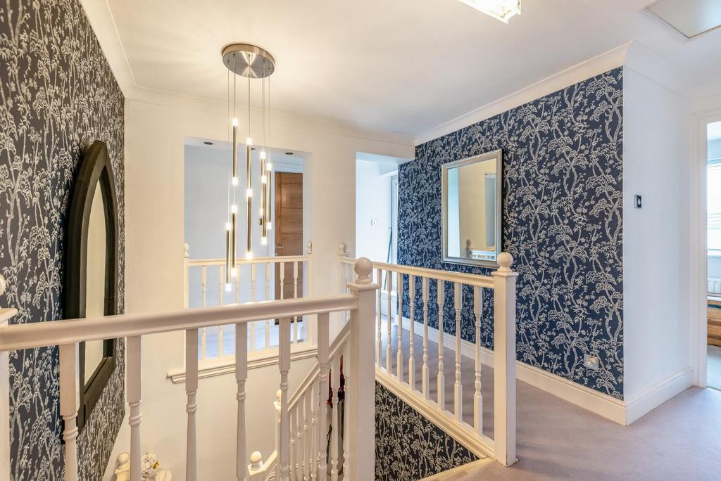 8550541-interior38.jpg