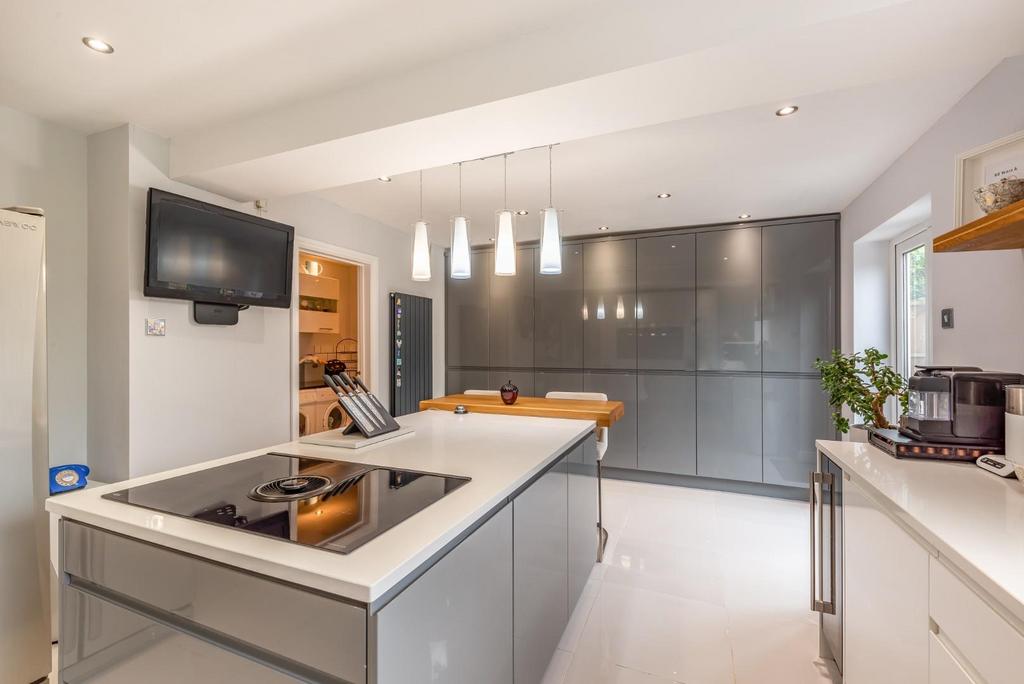 8550541-interior18.jpg