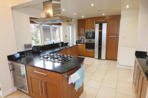 11 Bowkers Croft, Sandbach, CW11 4RR