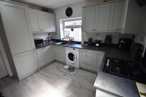 35 Burlow Road, Buxton, SK17 9HZ
