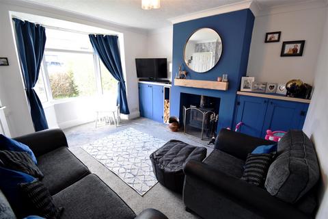 35 Burlow Road, Buxton, SK17 9HZ
