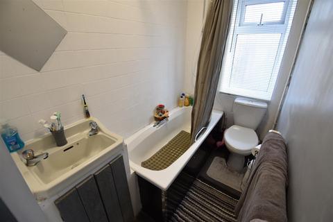 35 Burlow Road, Buxton, SK17 9HZ