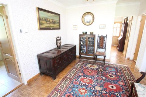 11 Hill Lane, Bassetts Pole, Sutton Coldfield, B75 6LE