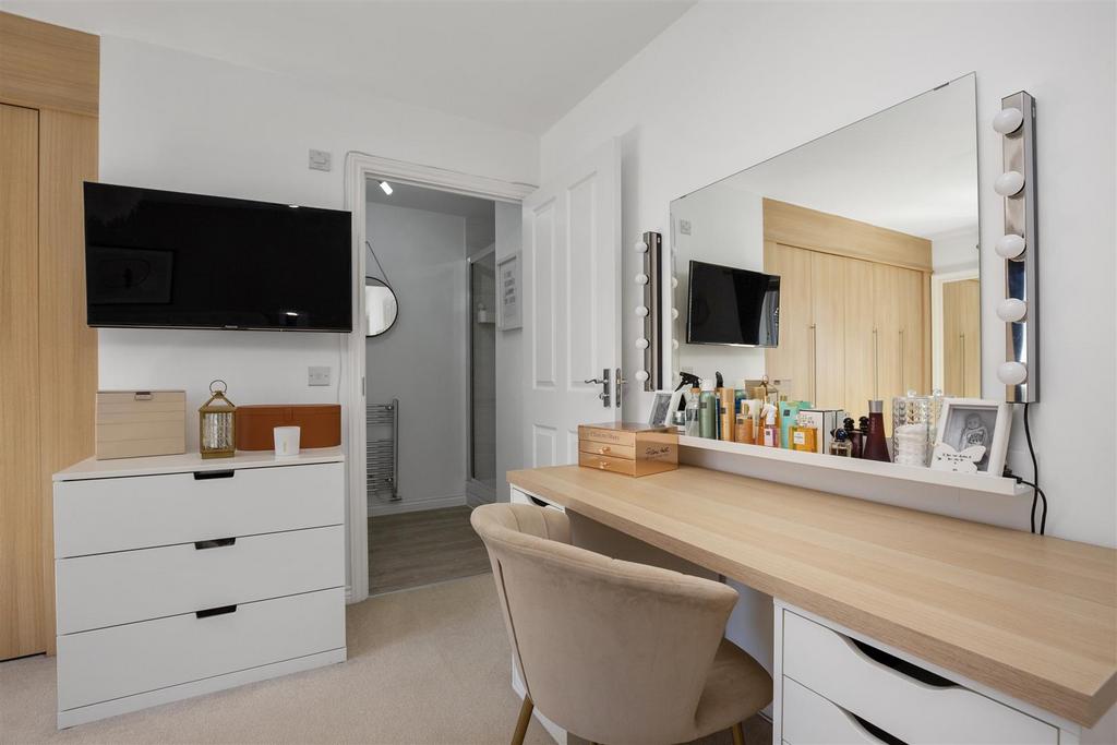 7 Mc Pherson Avenue 19.jpg