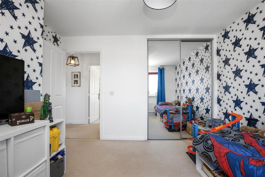7 Mc Pherson Avenue 27.jpg