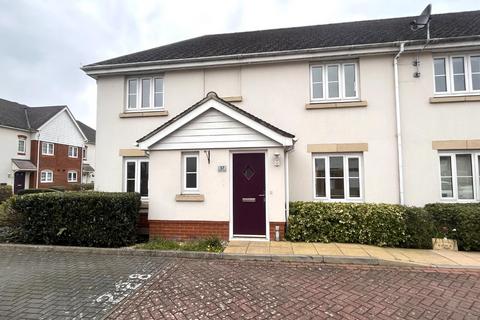 4 bedroom semi-detached house to rent, Ingram Close, Larkfield, Aylesford