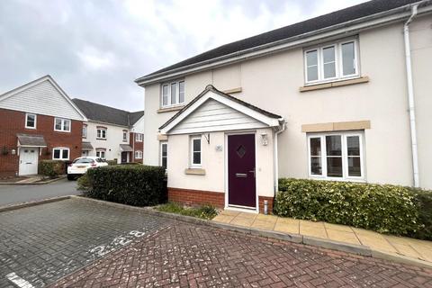 4 bedroom semi-detached house to rent, Ingram Close, Larkfield, Aylesford