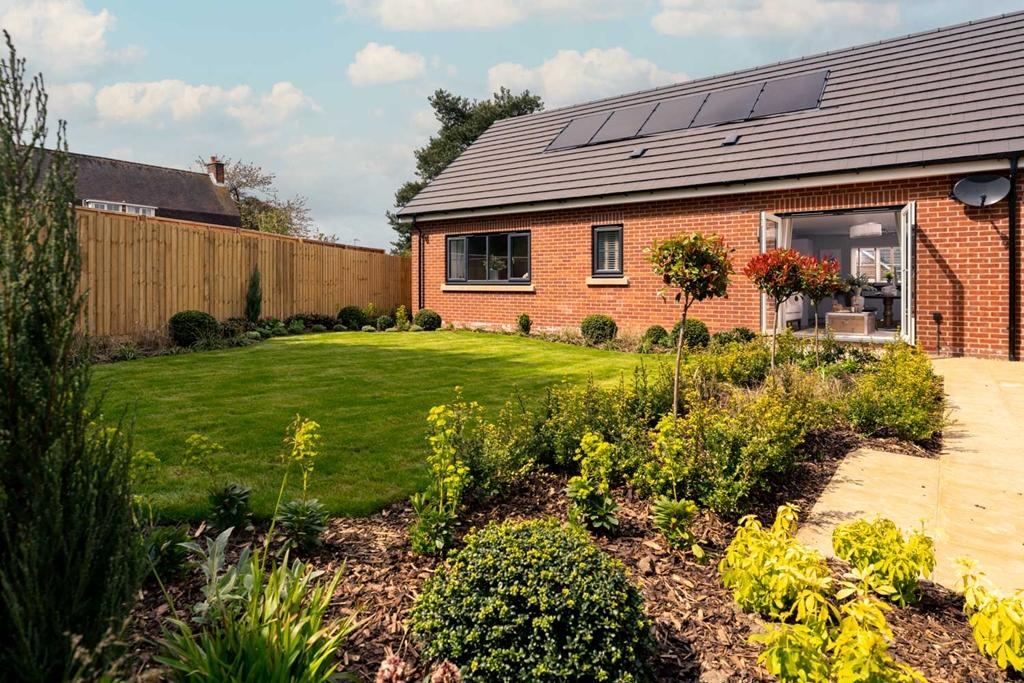 Property 04, at Hotchkin Gardens Hotchkin Gardens, Woodhall Spa LN10 2