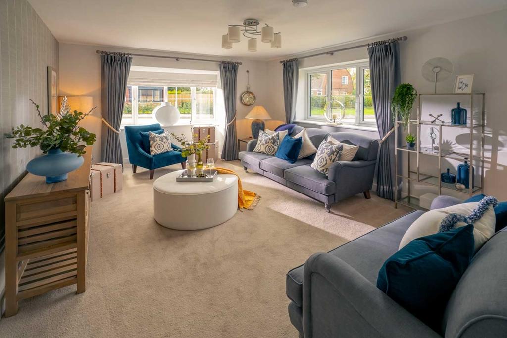 Hotchkin Gardens Show Bungalow - Living Room