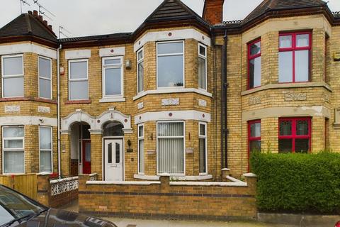 3 bedroom terraced house for sale - Holderness Road, Hull, Yorkshire, HU9