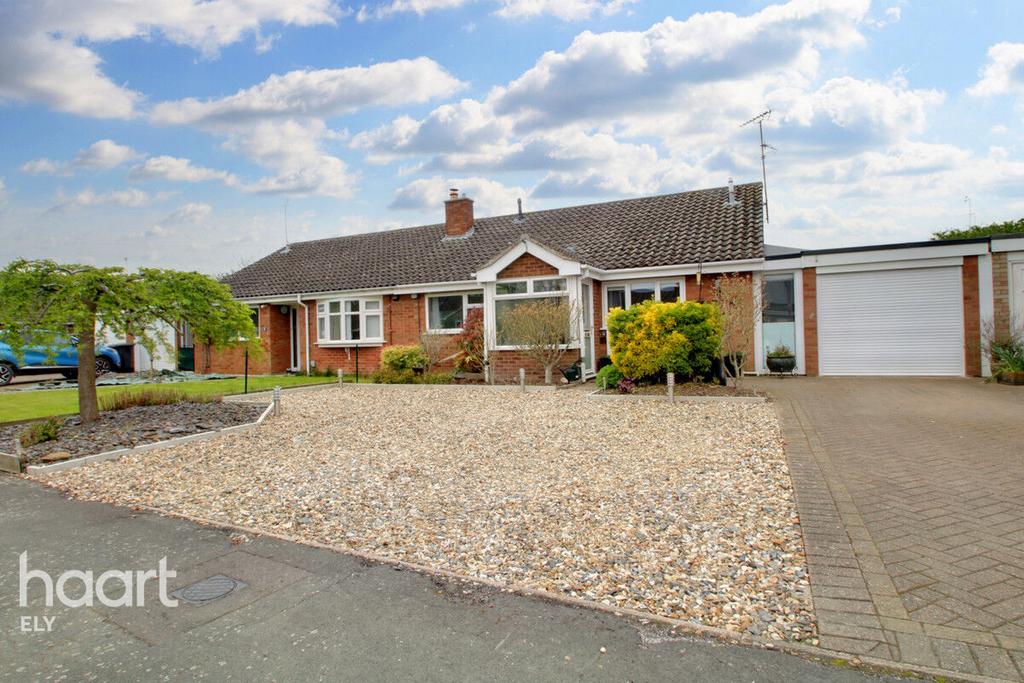 Barton Close, Witchford 4 bed semidetached bungalow for sale £450,000
