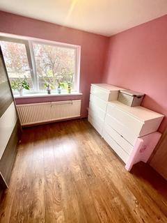 14 Thornes Park, Shipley, BD18 1BH
