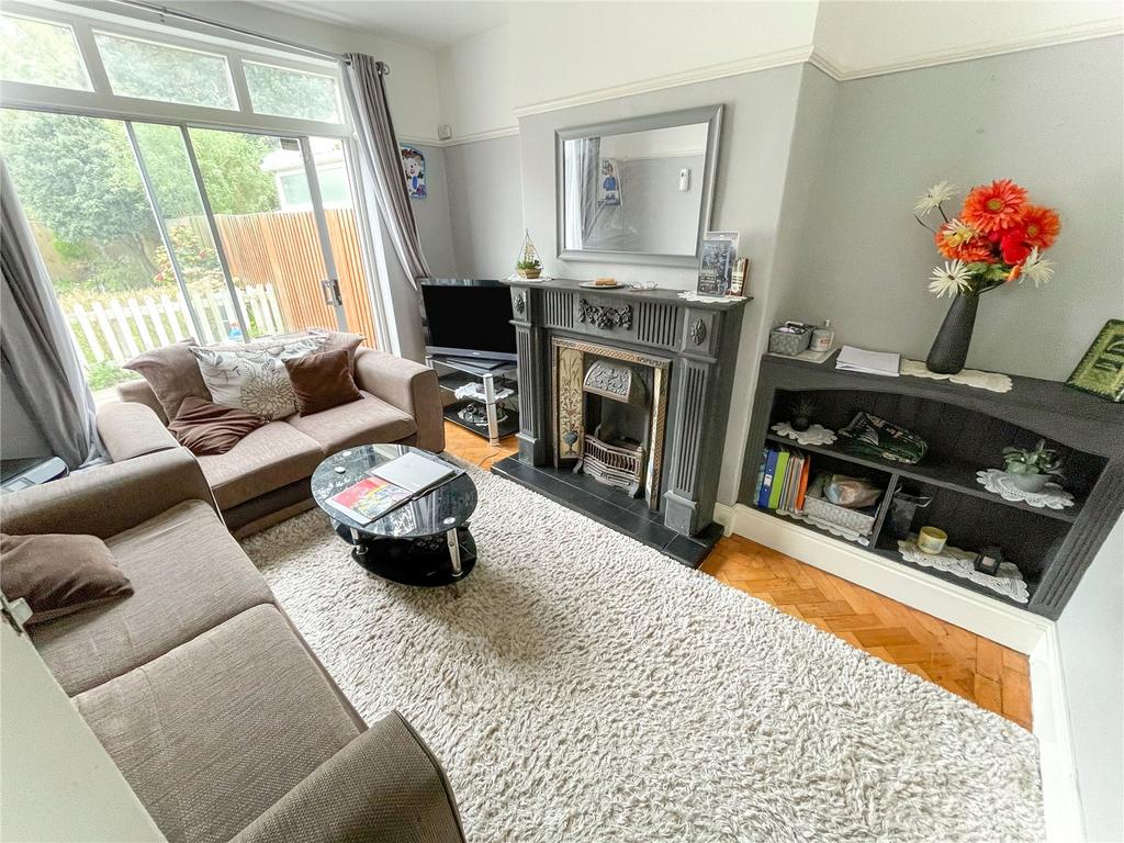 Upton Drive, Upton, Chester... 3 bed semidetached house £250,000