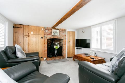 3 bedroom cottage for sale, Cannon Street, New Romney, TN28