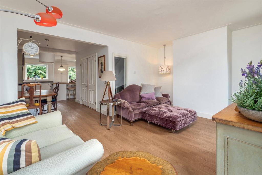 Sitting/Dining Room