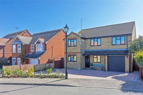 4 bedroom detached house for sale, Stanley Avenue, Minster on Sea, Sheerness, Kent, ME12