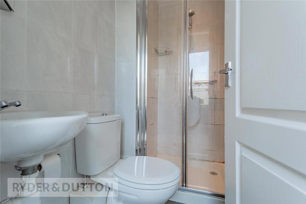En-Suite (Bed 4)