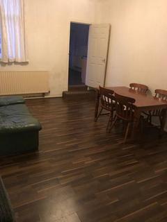 4 bedroom terraced house for sale, London road, Stoke-on-Trent ST4 5BA
