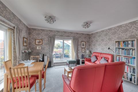 20 Diglis Court, Worcester, WR5 3BF