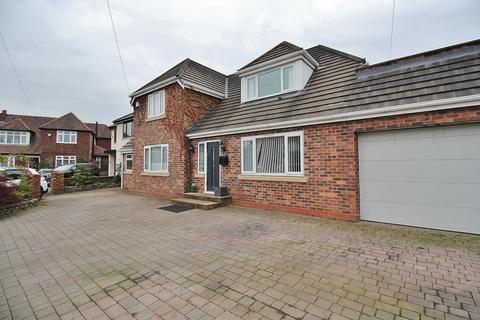 4 bedroom detached house for sale, Teesdale Avenue, Davyhulme
