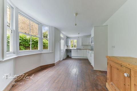19 Ashenden Road, London, E5 0DP