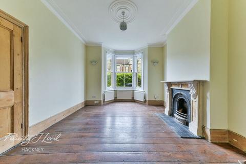 19 Ashenden Road, London, E5 0DP