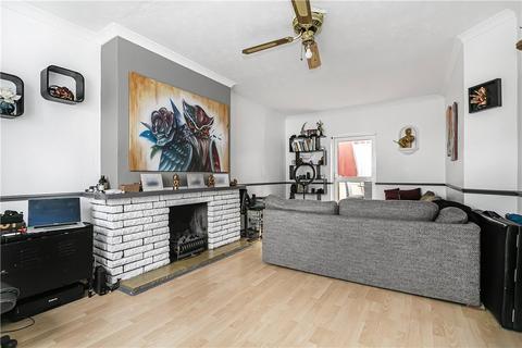 21 Thomson Crescent, Croydon, CR0 3JT