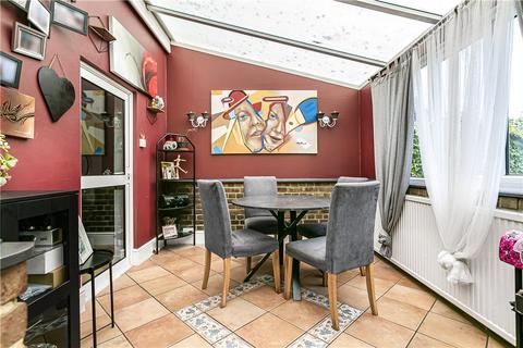 21 Thomson Crescent, Croydon, CR0 3JT
