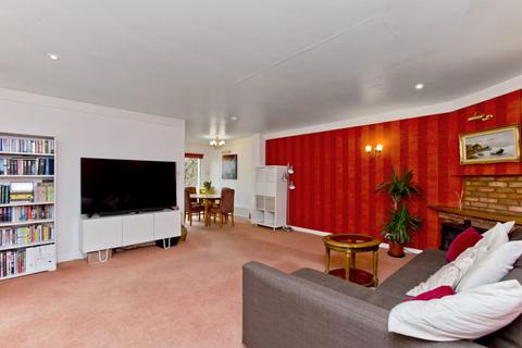 West Riding Green Lane, Lasswade, EH18 1HE