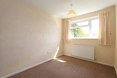 68 Bellencroft Gardens, Wolverhampton, WV3 8DU