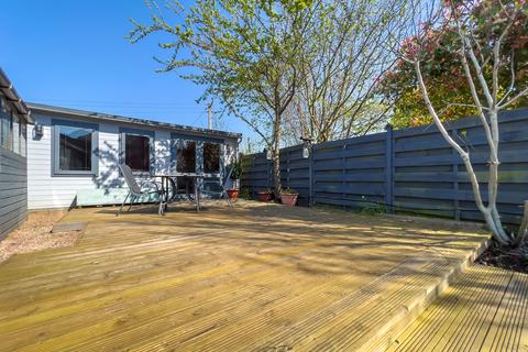 12 Milbury Lane, Exminster, Exeter, EX6 8AD
