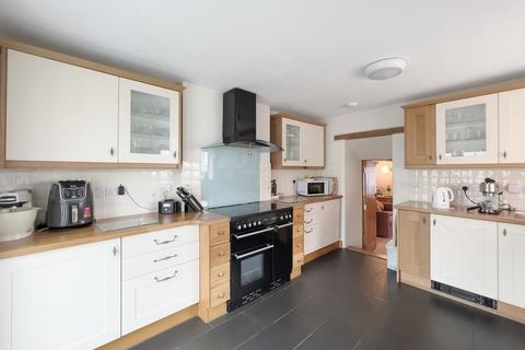 12 Milbury Lane, Exminster, Exeter, EX6 8AD