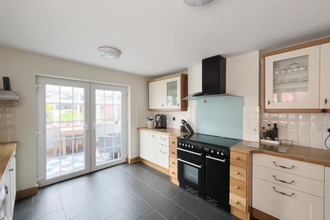 12 Milbury Lane, Exminster, Exeter, EX6 8AD