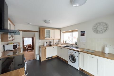 12 Milbury Lane, Exminster, Exeter, EX6 8AD