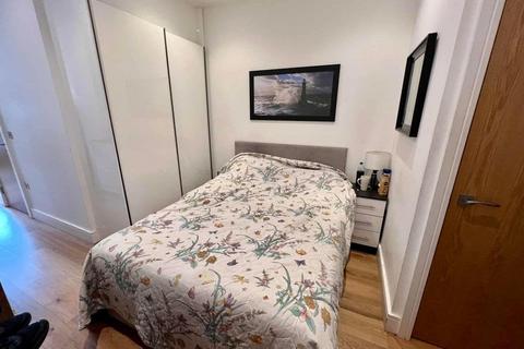 undefined, Flowers Way, Luton
